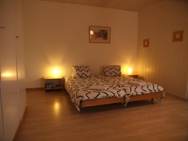 Hotel Garni Villa Carmen La Neuveville Zimmer foto